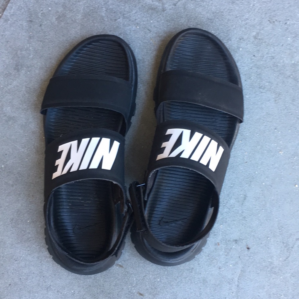 Nike Sandals 🤩